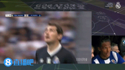 双料名宿卡西被皇马传奇队换下，下半场换上波尔图球衣登场