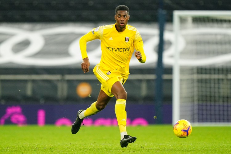 英媒：阿森纳及曼联有意免签富勒姆后卫阿达拉比奥尤