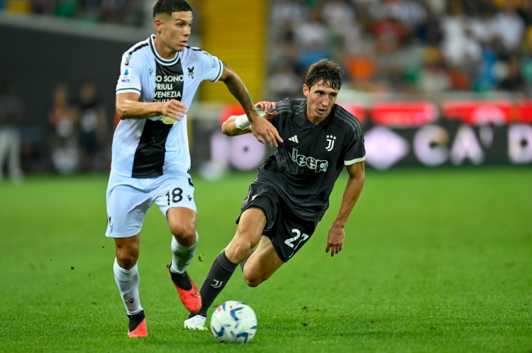 都体：坎比亚索已成不可或缺主力，尤文今夏准备和他加薪续约