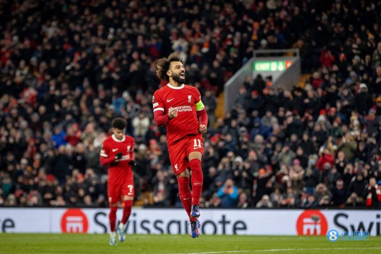 萨拉赫红军生涯13次攻破曼联球门，是同期对单一英超球队进球纪录