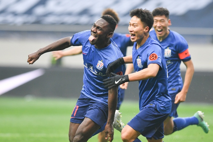 复出？斯卢茨基：马莱莱已跟队训练数天，非常期待参加客战亚泰